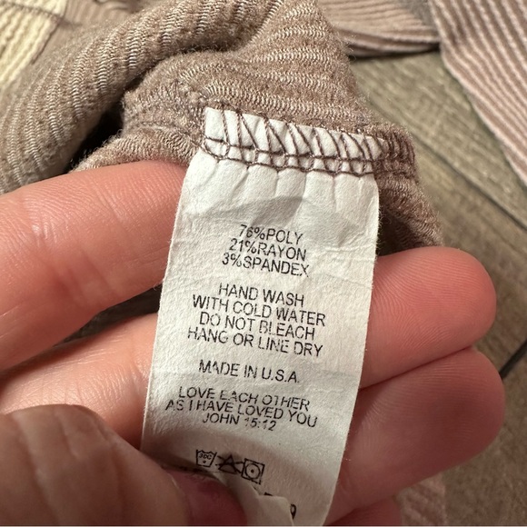 Reborn J Colorblock Button Down - Picture 5 of 7